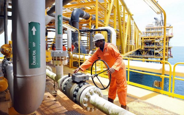 Nigeria’s oil production falls below 1mb/d – Report